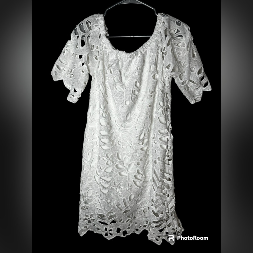 Pretty Garden Woman's Short Sleeve Lined Dress Size Medium NWT